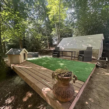 Domaine Du Fourtet Camping